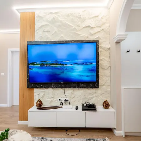 Portside Luxury Saranda